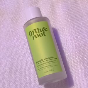 Karmic Cleanse Gentle Exfoliating Cleanser - Light Green